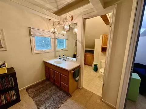 Bath - 807 Concord, Jackson, MI 49202 photo 2 of 3