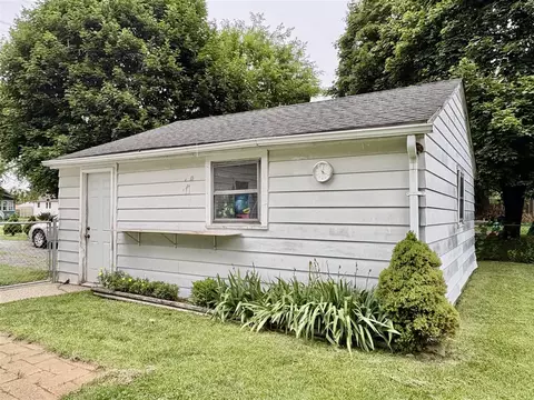 Exterior - 807 Concord, Jackson, MI 49202 photo 5 of 7