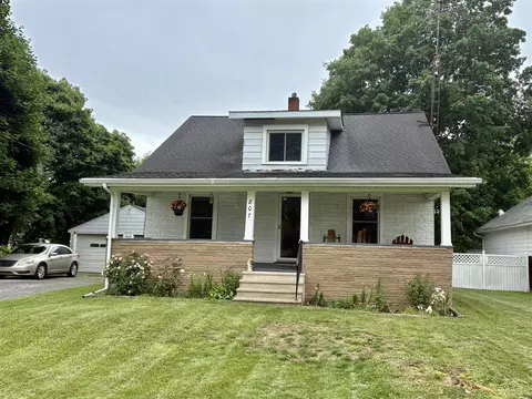 Exterior - 807 Concord, Jackson, MI 49202 photo 2 of 7