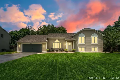 9271 Hessler, Rockford, MI 49341