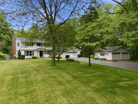 10425 E Q, Scotts, MI 49088 photo 4