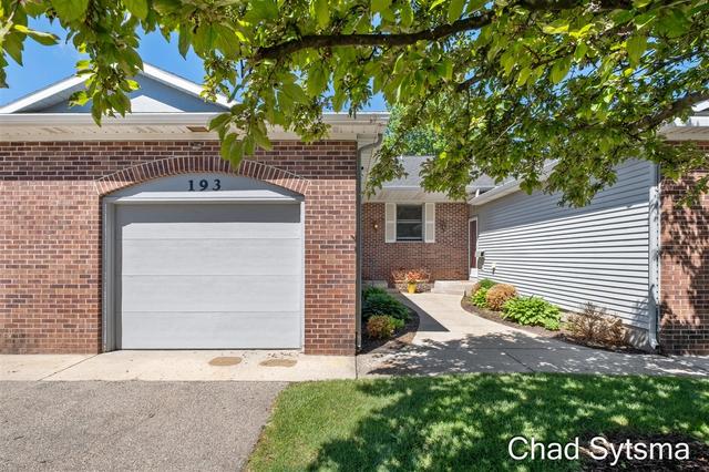 193 Laurelwood, Grand Rapids, MI 49548