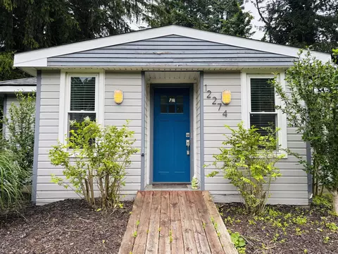 12274 Red Arrow, Sawyer, MI 49125