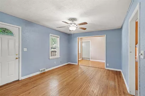 1039 S Constantine, Three Rivers, MI 49093 photo 3