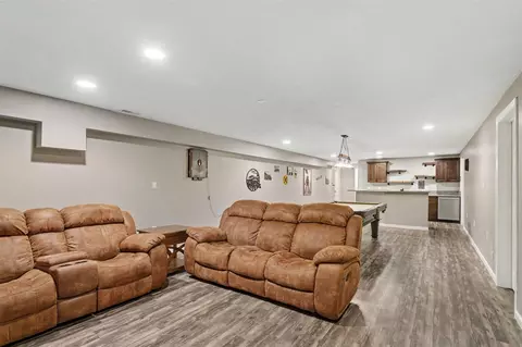Entry Way - 3181 Chamberlain, Buchanan, MI 49107 photo 3 of 3