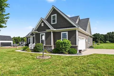 Exterior - 3181 Chamberlain, Buchanan, MI 49107 photo 3 of 6