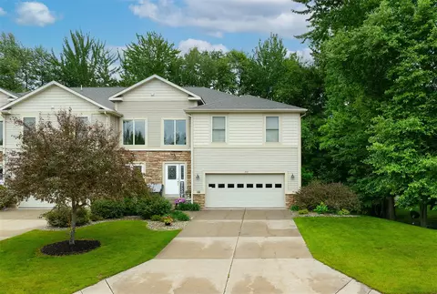 907 N Sandalwood #71, Muskegon, MI 49441