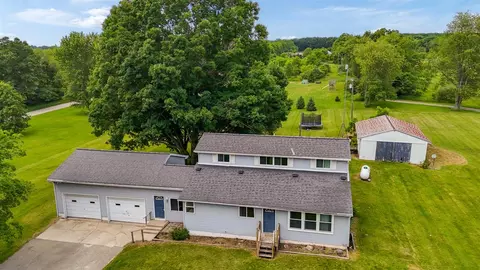 10637 Moran, Cedar Springs, MI 49319
