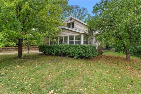 2222 Hoyle, Grand Rapids, MI 49544