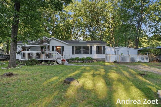 1705 Archwood, Wayland, MI 49348