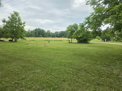 635 S Oak, Crystal, MI 48818