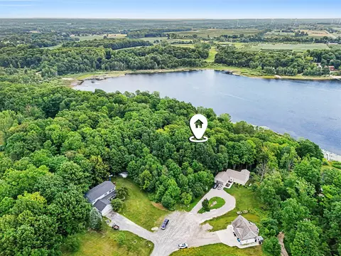 5456 W W Rdg, Ludington, MI 49431