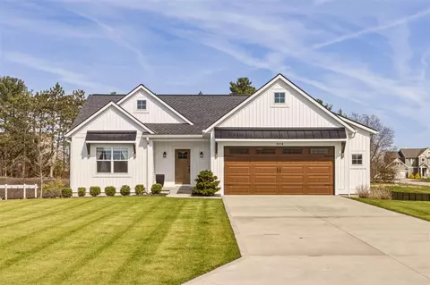 9318 Shoreway, West Olive, MI 49460