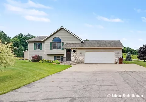 6424 E 136th, Sand Lake, MI 49343