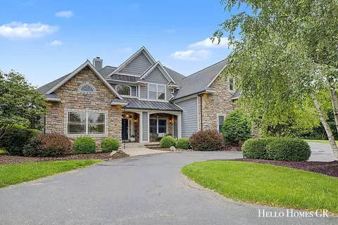 5327 Canyon Riv, Ada, MI 49301
