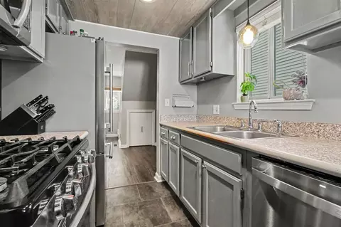 3971 Thomas, Berkley, MI 48072 photo 8