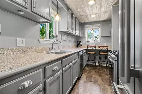 3971 Thomas, Berkley, MI 48072 photo 7