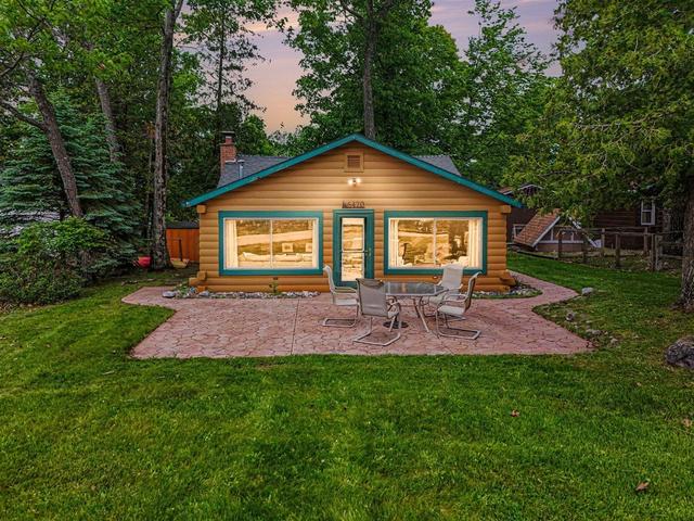 6470 Margaret, Indian River, MI 49749
