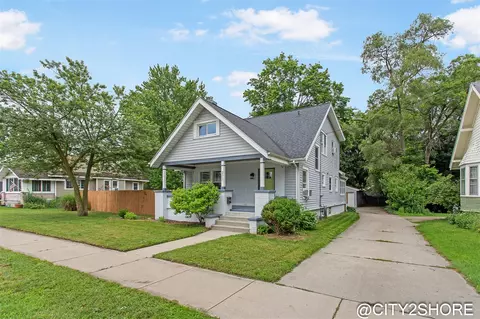 2317 Collingwood, Wyoming, MI 49519