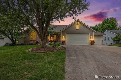 2289 Pheasant, Grand Rapids, MI 49534