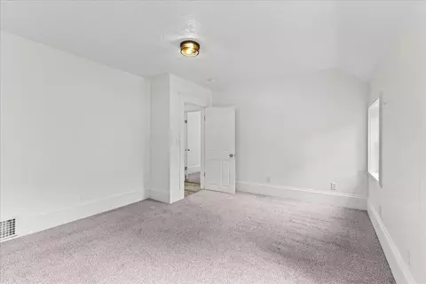 204 Orange, Jackson, MI 49202 photo 21