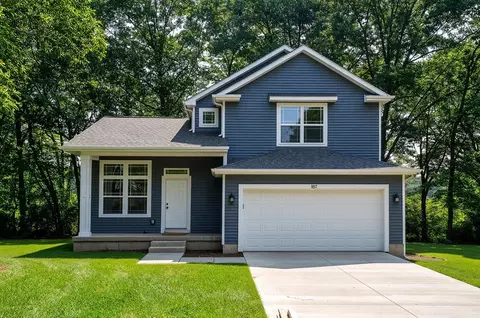 15317 Sherwood, Lansing, MI 48906