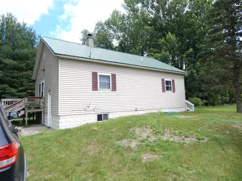 12270 E Bailey, Ravenna, MI 49451