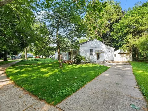 533 Hunt, Ypsilanti, MI 48198