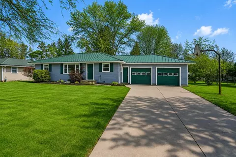 818 N Main, Evart, MI 49631