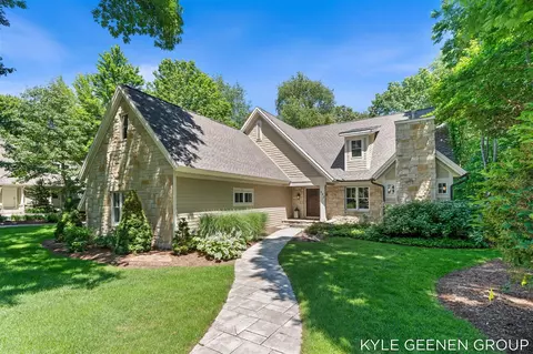 593 Old Macatawa, Holland, MI 49423