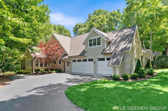 593 Old Macatawa, Holland, MI 49423