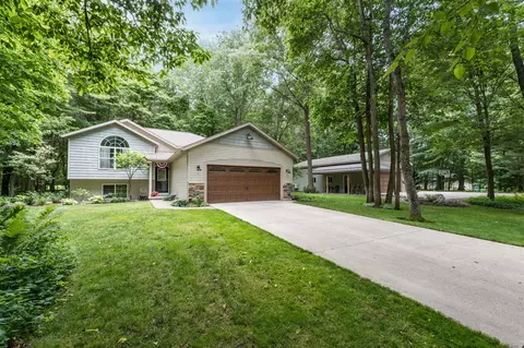 25158 Chaty, Gobles, MI 49055
