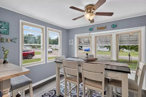 Dining - 2550 Dardy, Brooklyn, MI 49230 photo 1 of 4