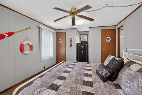 Bedroom - 2550 Dardy, Brooklyn, MI 49230 photo 3 of 8