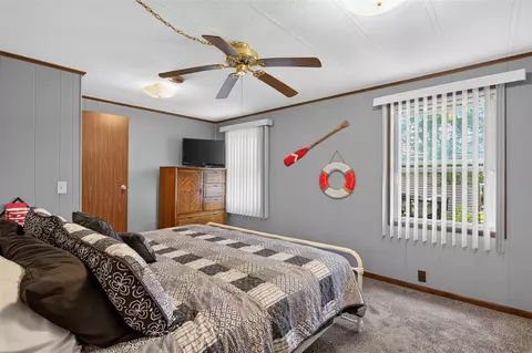 Bedroom - 2550 Dardy, Brooklyn, MI 49230 photo 4 of 8