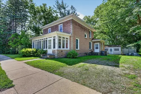 100 E Muskegon, Cedar Springs, MI 49319