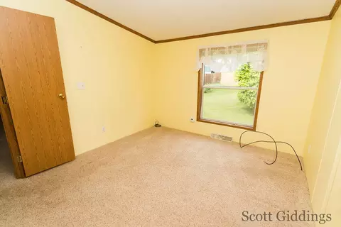 Bedroom - 206 E 1st, Stanton, MI 48888 photo 8 of 11