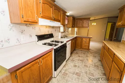 Kitchen - 206 E 1st, Stanton, MI 48888 photo 1 of 4