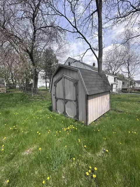 1002 E Oliver, Owosso, MI 48867 photo 20