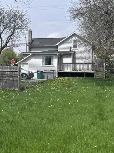 1002 E Oliver, Owosso, MI 48867 photo 23
