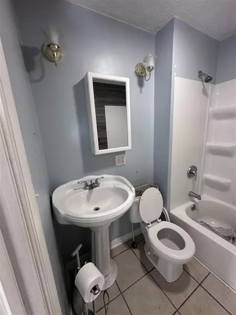 1002 E Oliver, Owosso, MI 48867 photo 45