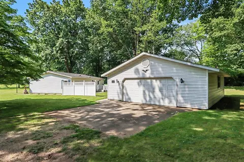 Exterior - 14164 Riverside, Constantine, MI 49042 photo 4 of 5