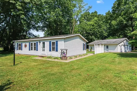Exterior - 14164 Riverside, Constantine, MI 49042 photo 2 of 5
