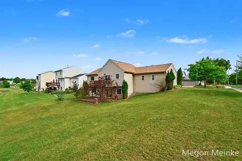 105 Pineview, Belding, MI 48809 photo 26