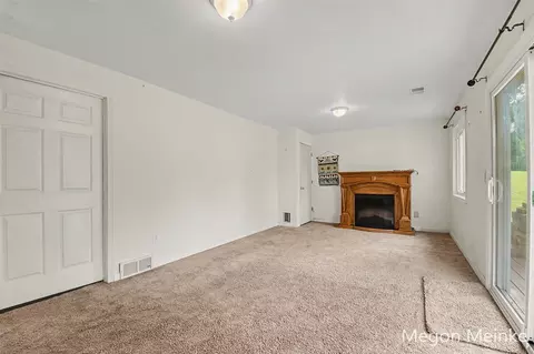 105 Pineview, Belding, MI 48809 photo 18