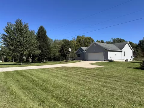 Exterior - 14021 Pardee, Buchanan, MI 49107 photo 3 of 18