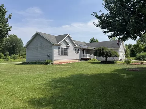 Exterior - 14021 Pardee, Buchanan, MI 49107 photo 3 of 14