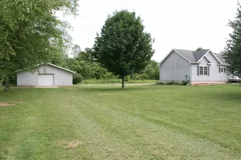 Exterior - 14021 Pardee, Buchanan, MI 49107 photo 2 of 14