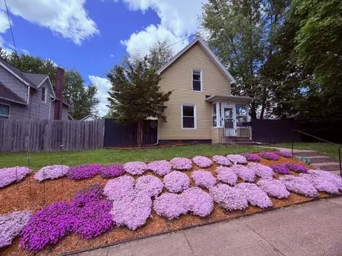 228 N Thompson, Jackson, MI 49202