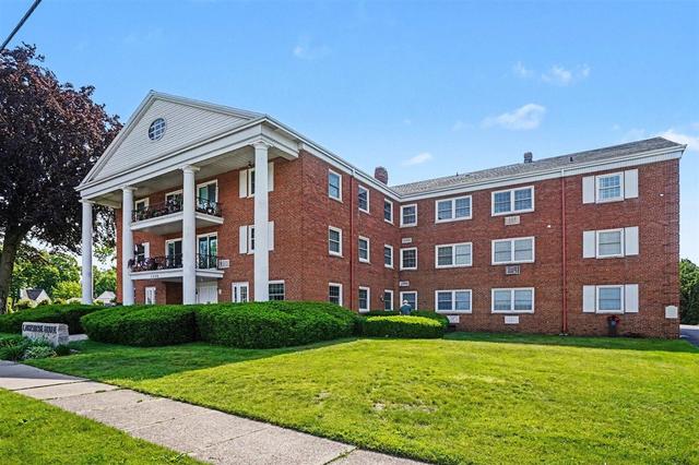 1249 Lakeshore #115, Muskegon, MI 49441